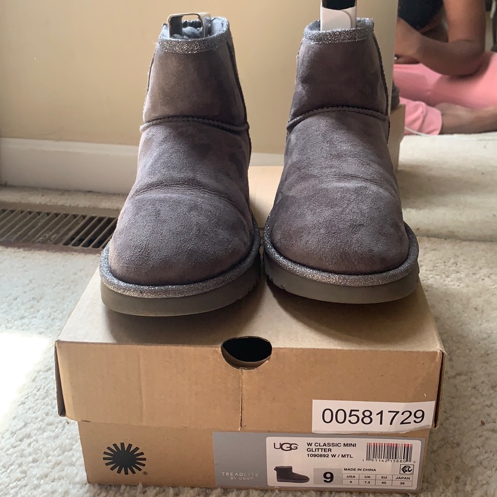 W Classic Mini Glitter Ugg’s